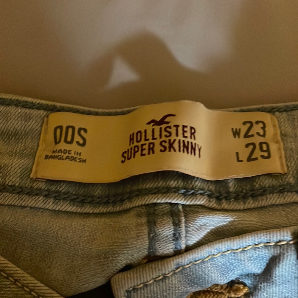 Hollister, Super skinny jeans, hasn’t been used, to small for me